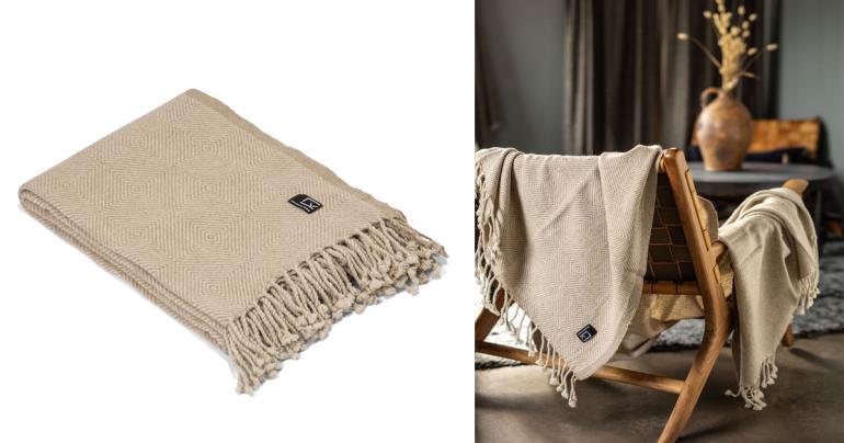 Pläd Kolstorp från Kosta Linnewäfveri på Digideal.se